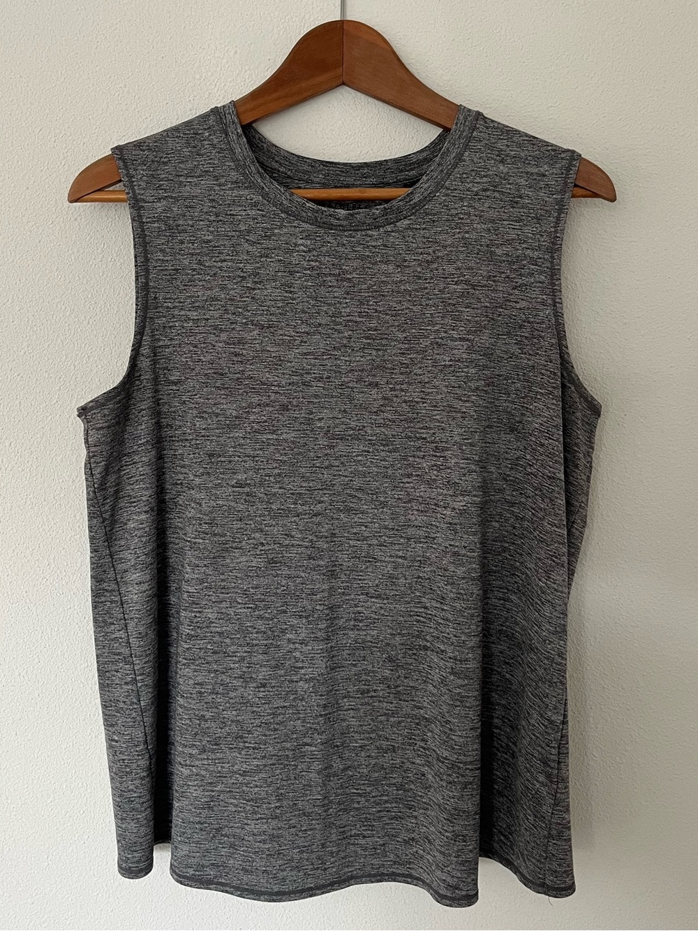 Athleta Sleeveless Crewneck Tank Top